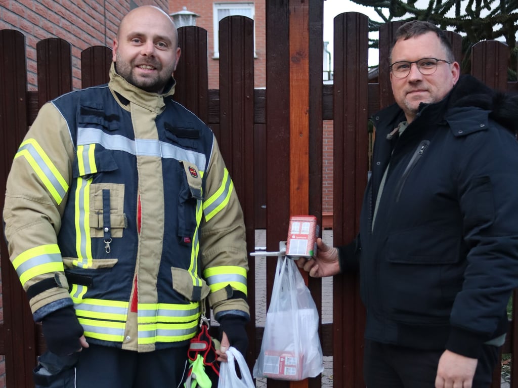 Kevin Ritter (l.) und Martin Schmidt starten Spendenaktion.