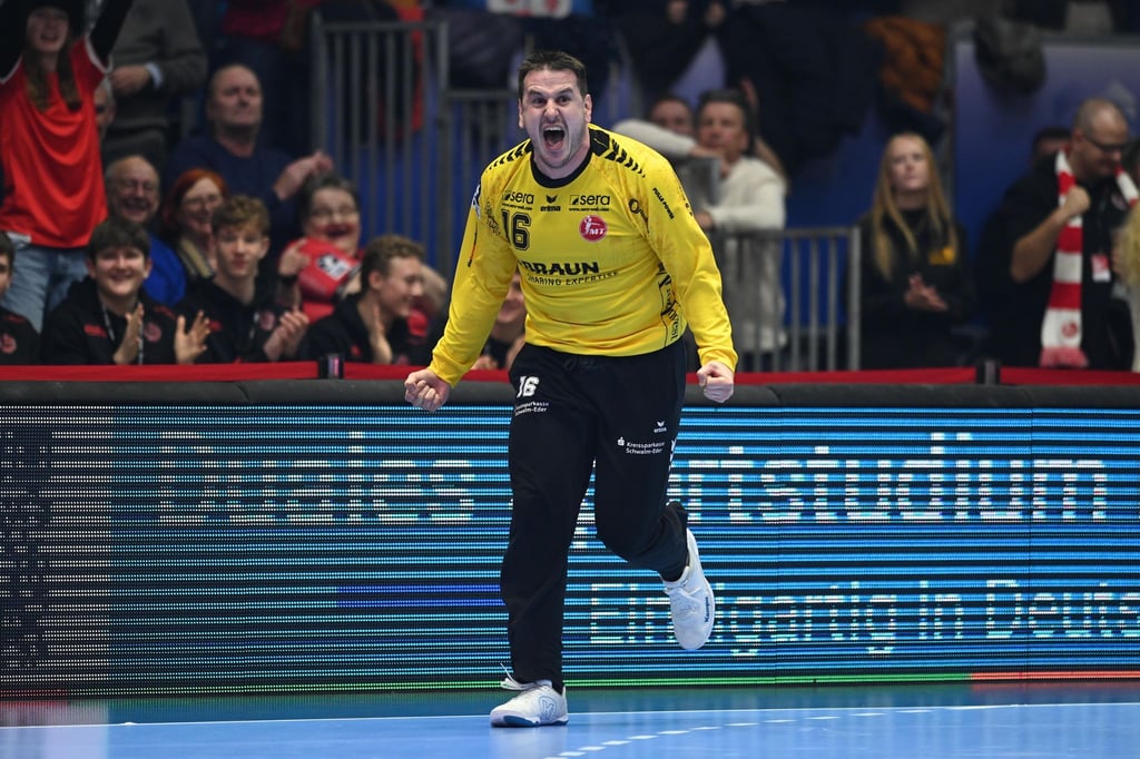 Torwart Nebojsa Simic war der Matchwinner für die MT Melsungen.