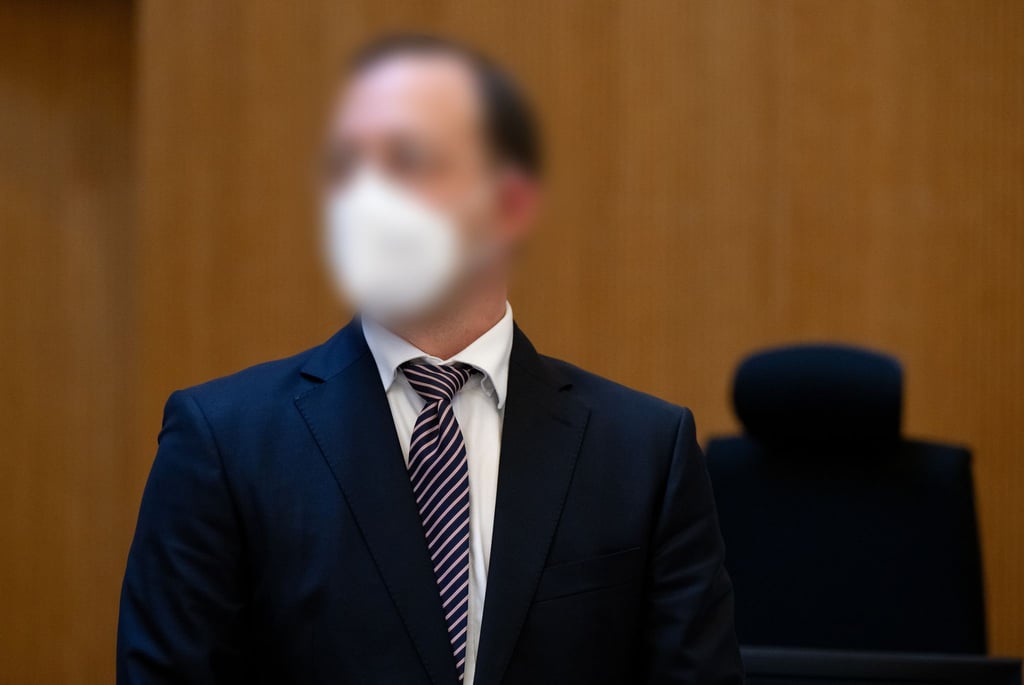 Der frühere Wirecard-Chefbuchhalter hat eine Klage gegen seine Manager-Haftpflicht verloren und darf zunächst auf keine weiteren Millionenzahlungen für seine Anwälte mehr hoffen.