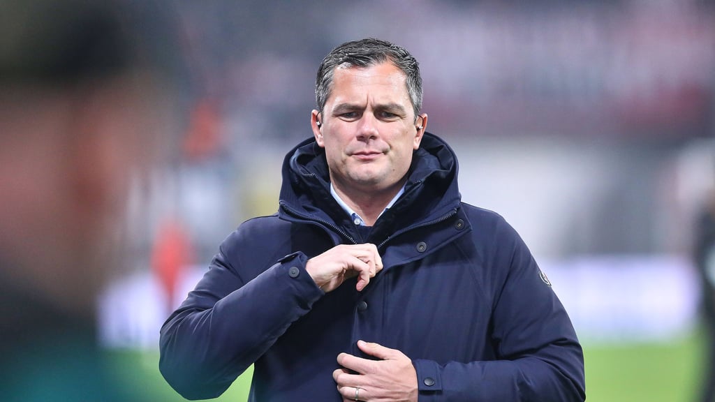 Steht weiter hinter Marco Rose: Sportchef Marcel Schäfer.