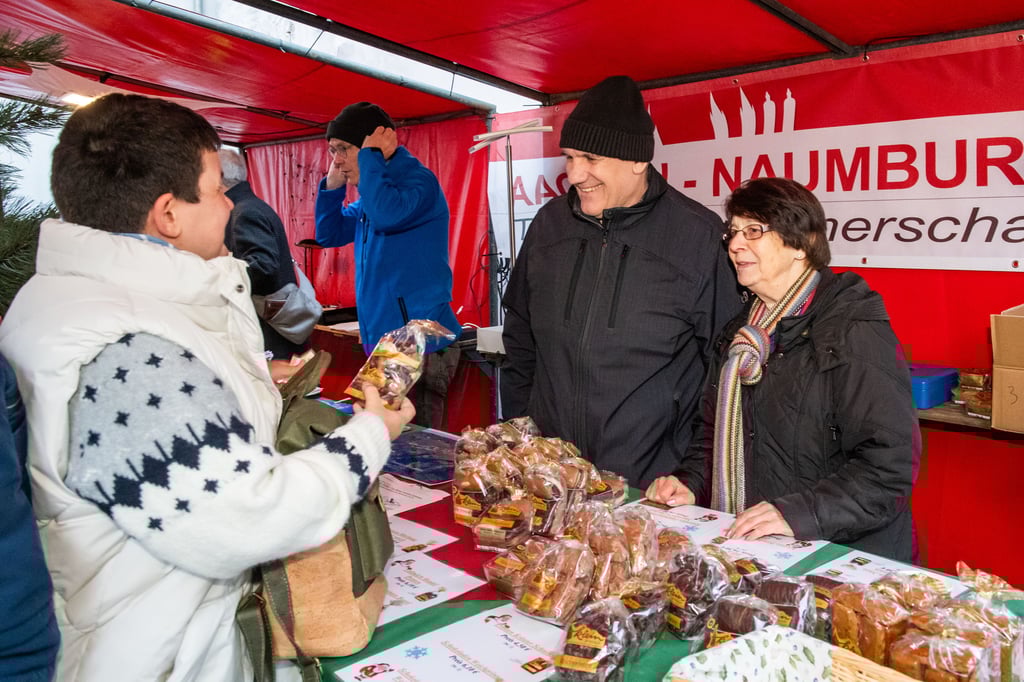 Der Städtepartnerschaftsverein aus Aachen verkaufte die berühmten Printen.