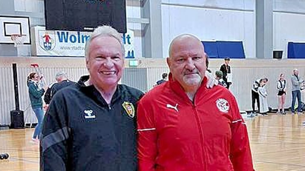 Der Nachterstedter Reinhard Gehlhaar (l.) und Holger Wittig haben in Wolmirstedt in ihren jeweiligen Altersklassen Gold geholt.