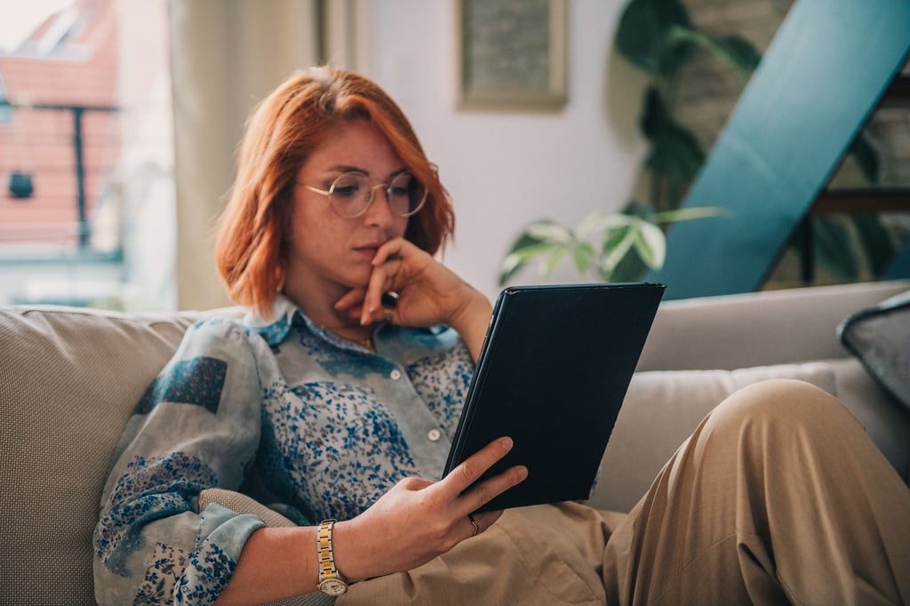 Interessant: Mehr über Daten und Digitales lernen klappt auch ganz entspannt auf dem Sofa.