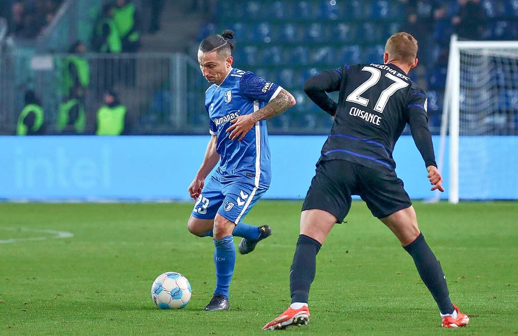 Baris Atik (am Ball) gelang in dieser Saison noch keine Torbeteiligung.