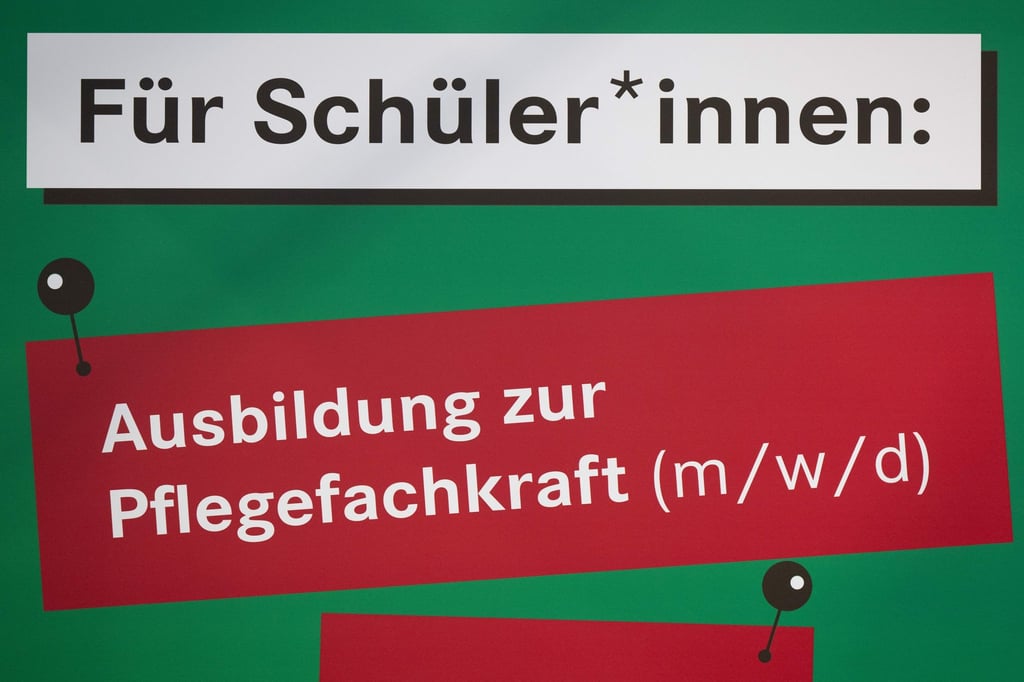 Niedersachsen verzeichnet 2023 mehr Auszubildende im Bereich Pflege. (Archivbild)