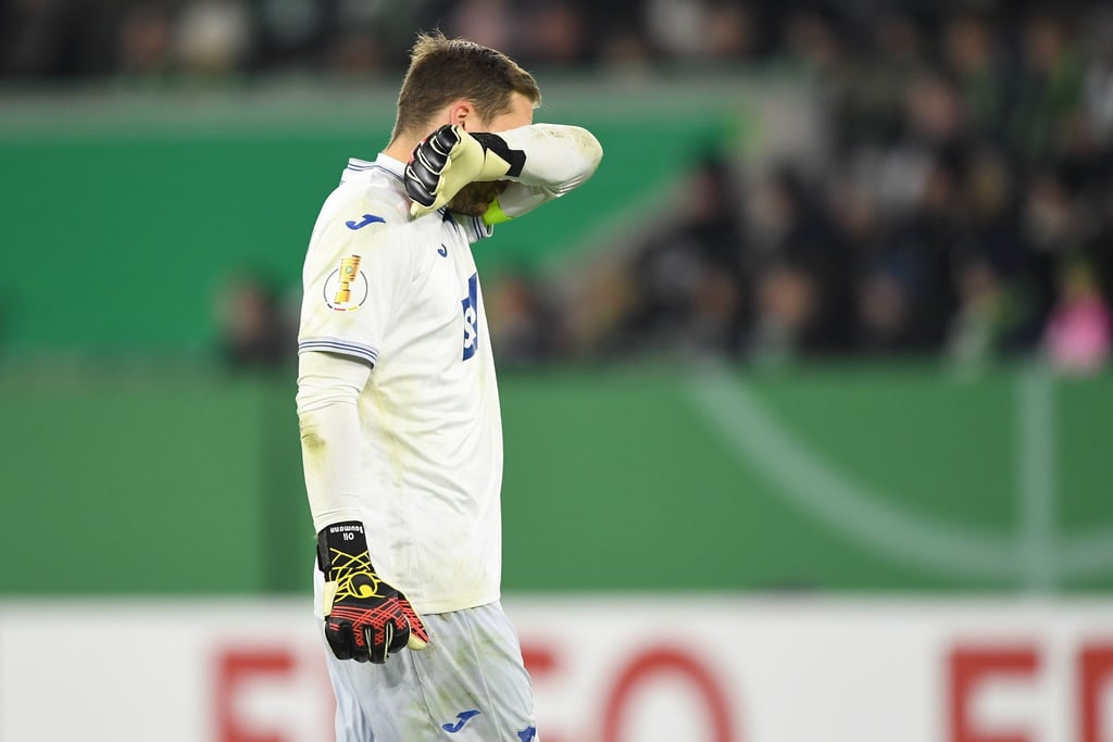 Patzte im Pokalspiel in Wolfsburg: Hoffenheims Torwart Oliver Baumann.