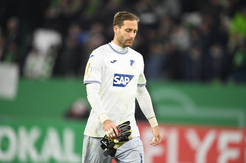 Pokal-Aus nach eigenem Patzer: Hoffenheims Torwart Oliver Baumann.