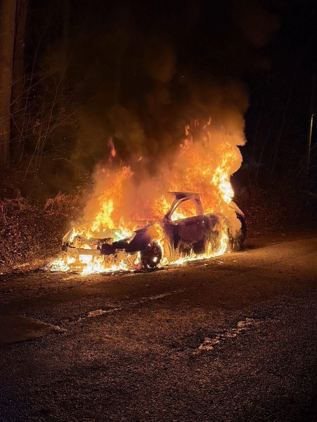 In Bad Suderode hat ein Auto gebrannt.