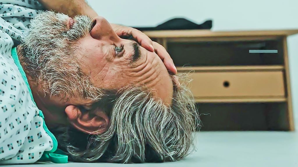 Matthias Brenner in dem experimentellen Film "Die Verwandlung" nach Kafka.
