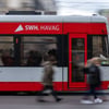 In Halle sollen überfüllte Busse und Bahnen im Nahverkehr bald der Vergangenheit angehören.