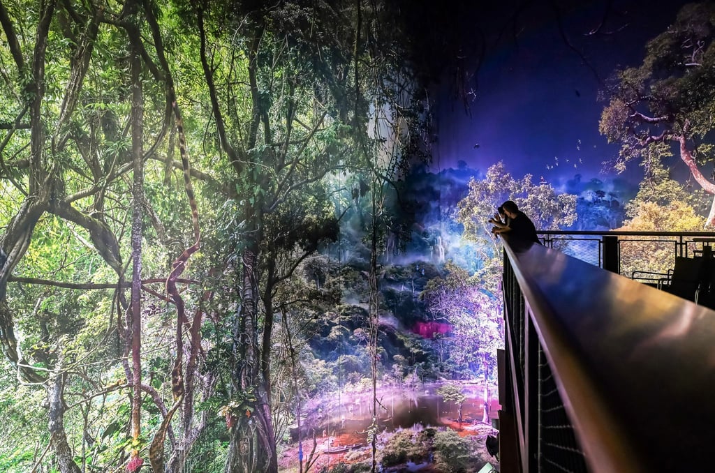 Im Gasometer Pforzheim wird das 360-Grad-Panorama „Amazonien – Faszination Regenwald“ gezeigt, ein Werk des Künstlers Yadegar Asisi.
