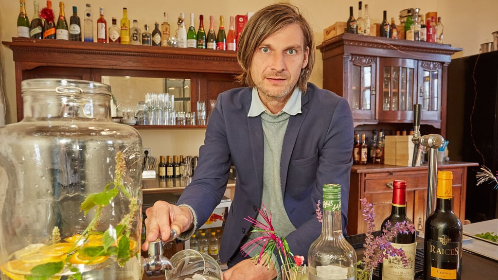 Michael Blochwitz betreibt das „Prinzenhaus“ in Plötzkau. Hier gibt es noch freie Plätze an Weihnachten.