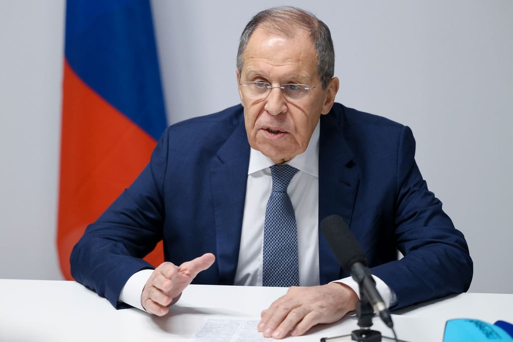 Der russische Außenminister Sergej Lawrow hat Syrien erneut den militärischen Beistand Moskaus zugesichert. (Archivbild)