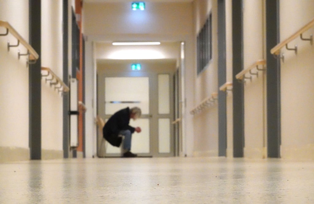 Geht es um Einweisungen gegen den Willen der Patientinnen und Patienten in ein Krankenhaus, gibt es keine Unterschiede zwischen Ärztinnen und Ärzten (Symbolfoto).