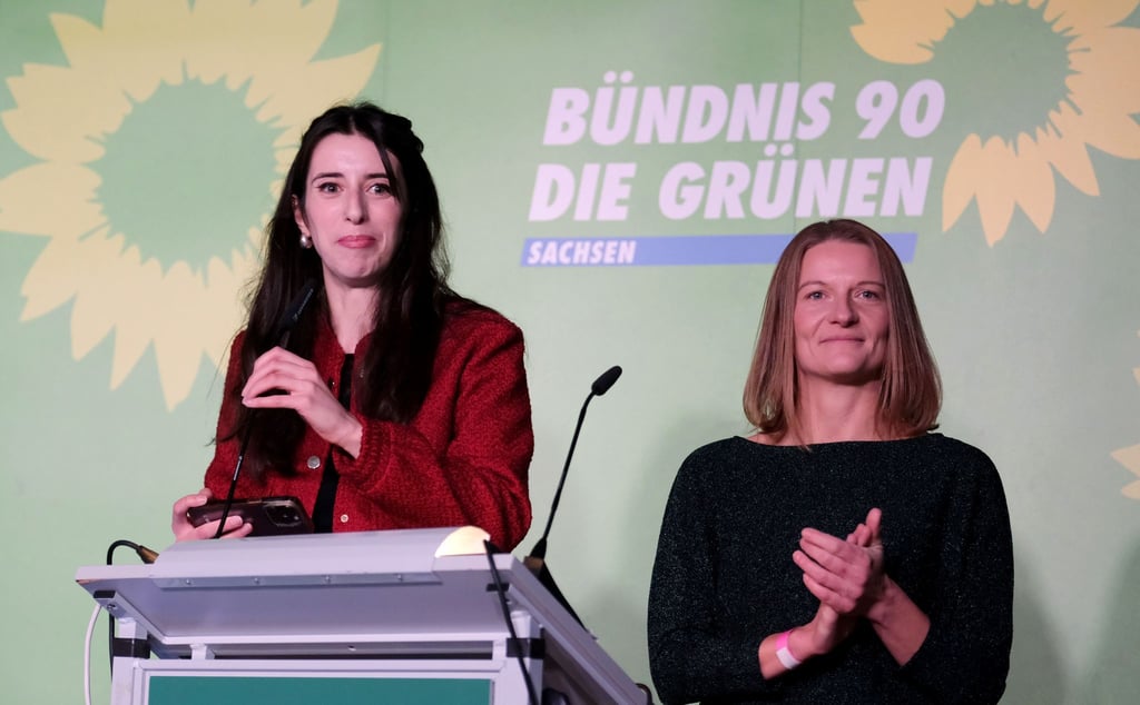 Marie Müser (links) und Christin Furtenbacher, Landesvorsitzende von Sachsens Bündnis 90/Die Grünen.