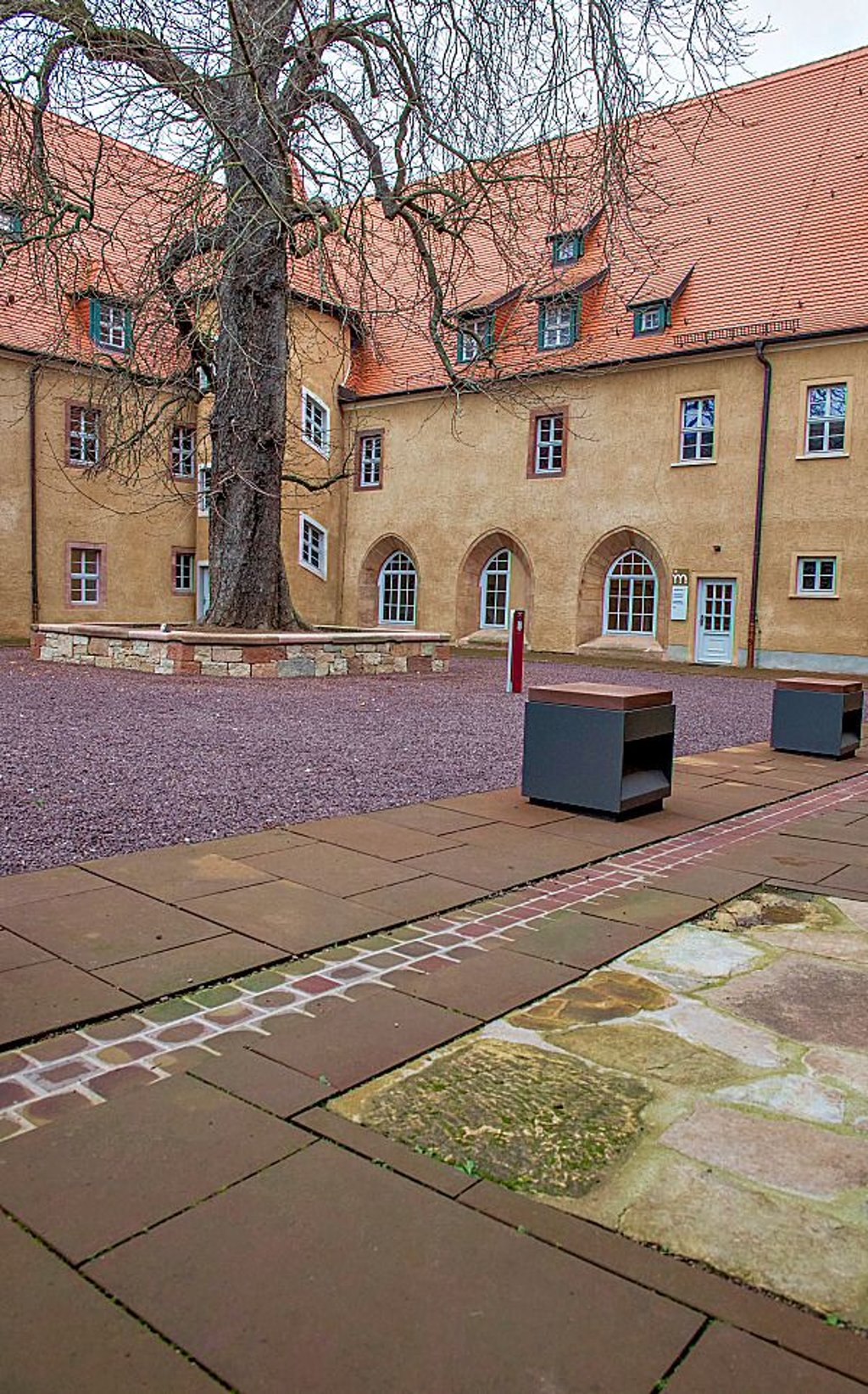 Der umgestaltete Klausur-Hof.
