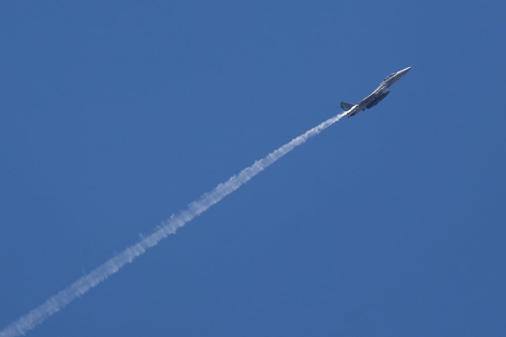 Israel greift nach dem Sturz Assads in Syrien Militärziele in dem Land an. (Symbolbild)
