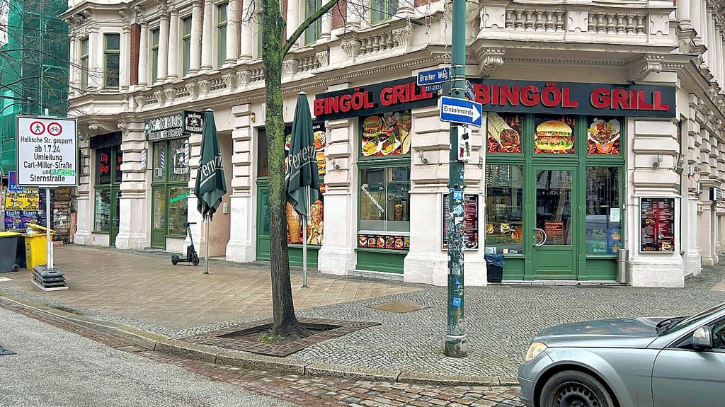 Rund um den Hasselbachplatz in Magdeburg reihen sich Dönerläden an Barbershops und Spätis.