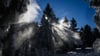 Hoffnung auf baldigen Wintersport in Sachsen: Erste Schneekanonen sind in Betrieb (Archivbild).