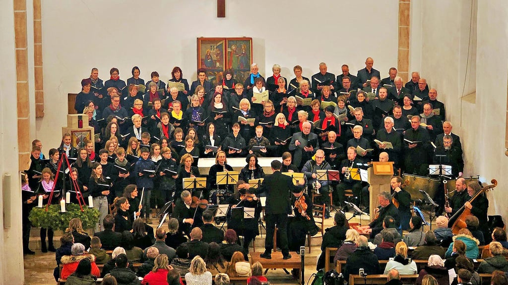 Festlich und beeindruckend: Das Weihnachtsoratorium in der Aschersleber Marktkirche.