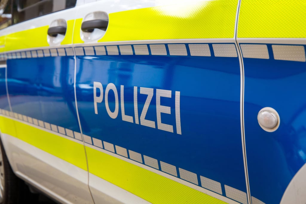 In Stendal ist eine Frau bei einem Unfall schwer verletzt worden.