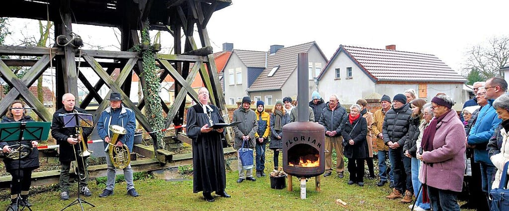 Festgottesdienst zur Einweihung des Glockengiebels