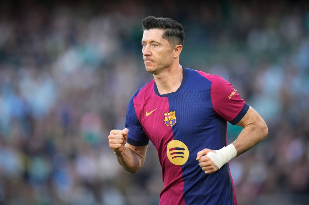 Feierte einst zwei Meisterschaften mit Dortmund: Barcelona-Stürmer Robert Lewandowski.