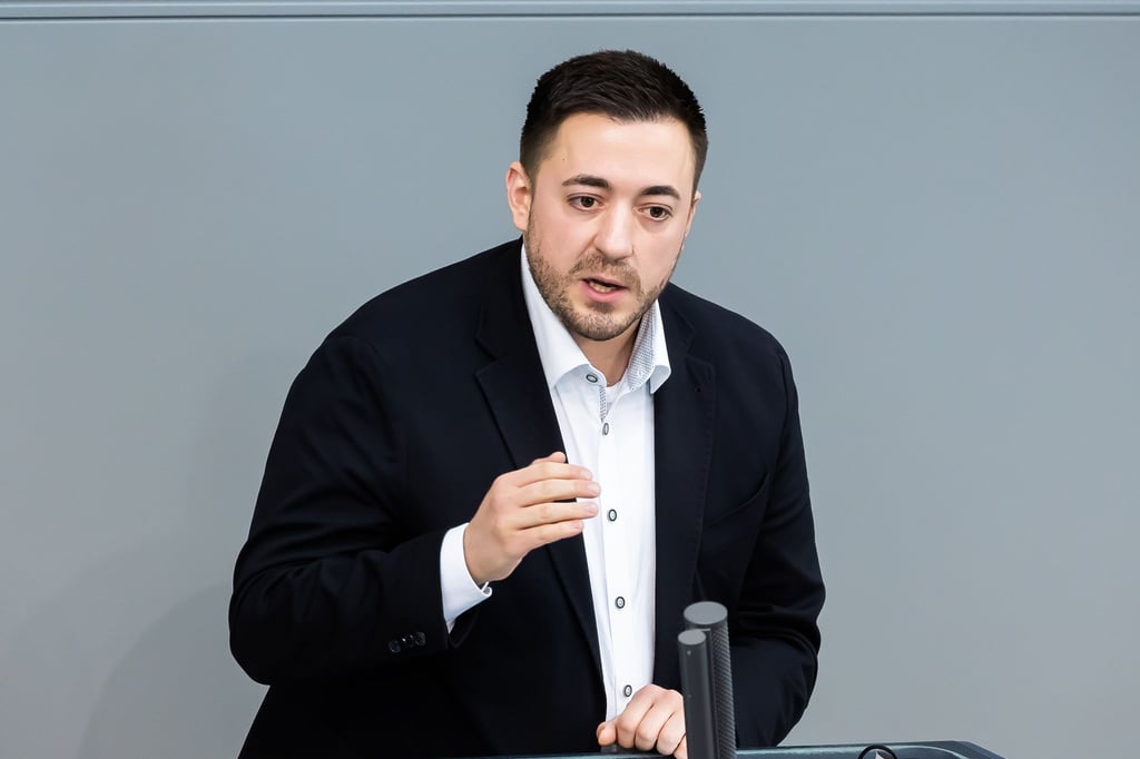 Gegen den SPD-Bundestagsabgeordneten Manuel Gava sind wegen Kokain-Konsums Ermittlungen der Staatsanwaltschaft eingeleitet worden. (Archivbild)