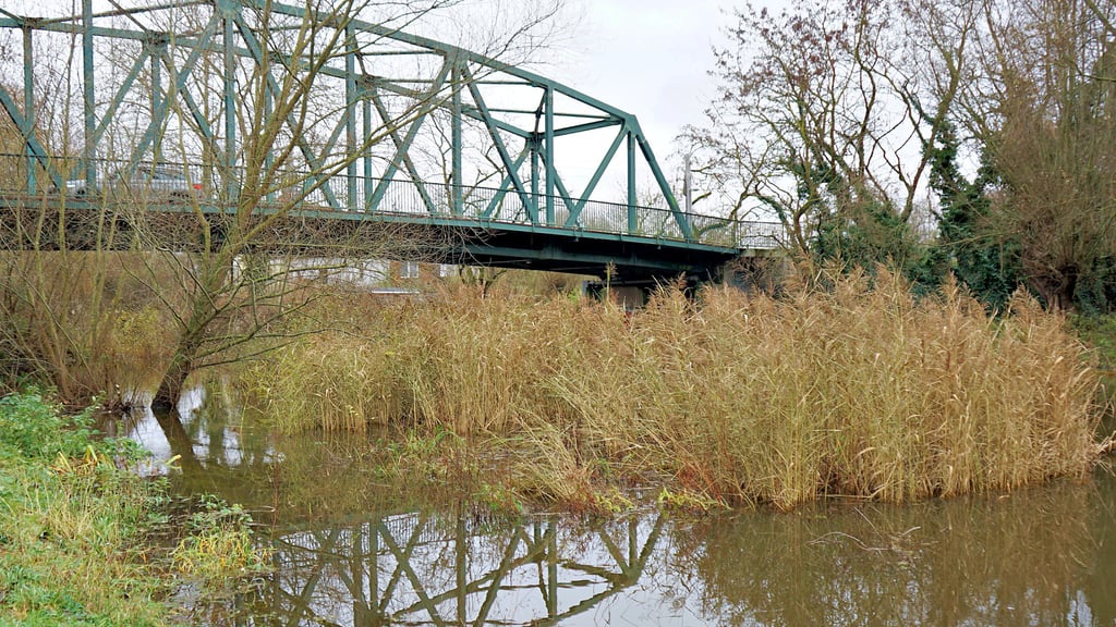 Das Flussbett der Ohre ist gut gefüllt.