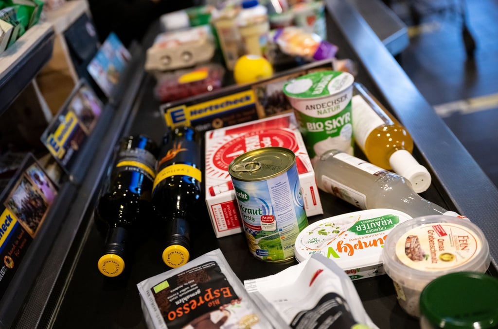 Beim Lebensmittel-Einkauf merken Verbraucher steigende Preise ganz konkret. (Archivbild)