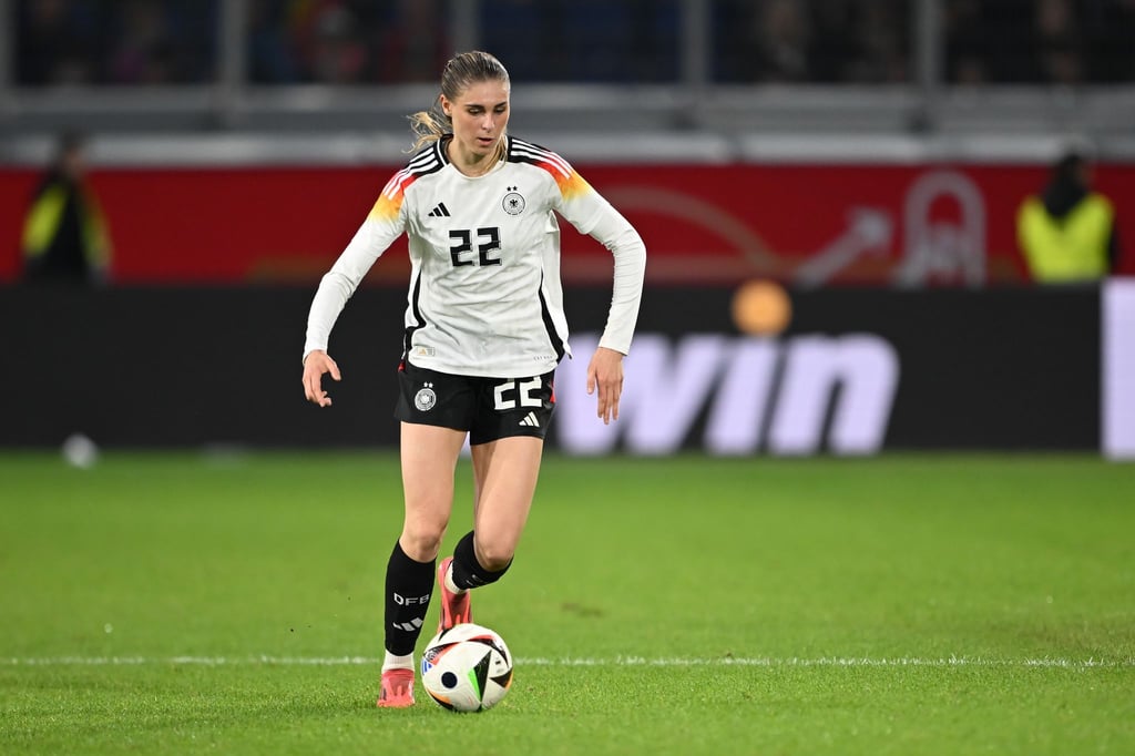 Vor dem Weggang aus Wolfsburg: Nationalspielerin Jule Brand.
