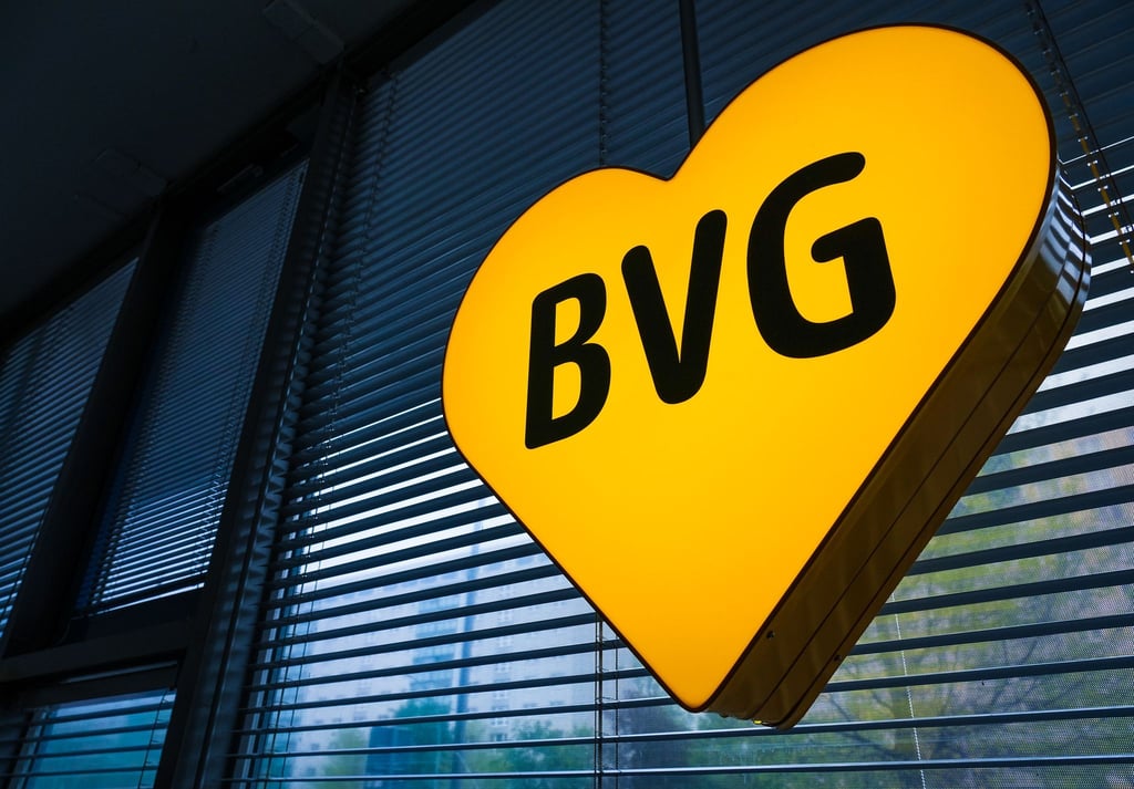 Die BVG kleidet ihre Mitarbeiter neu ein. (Archivfoto).