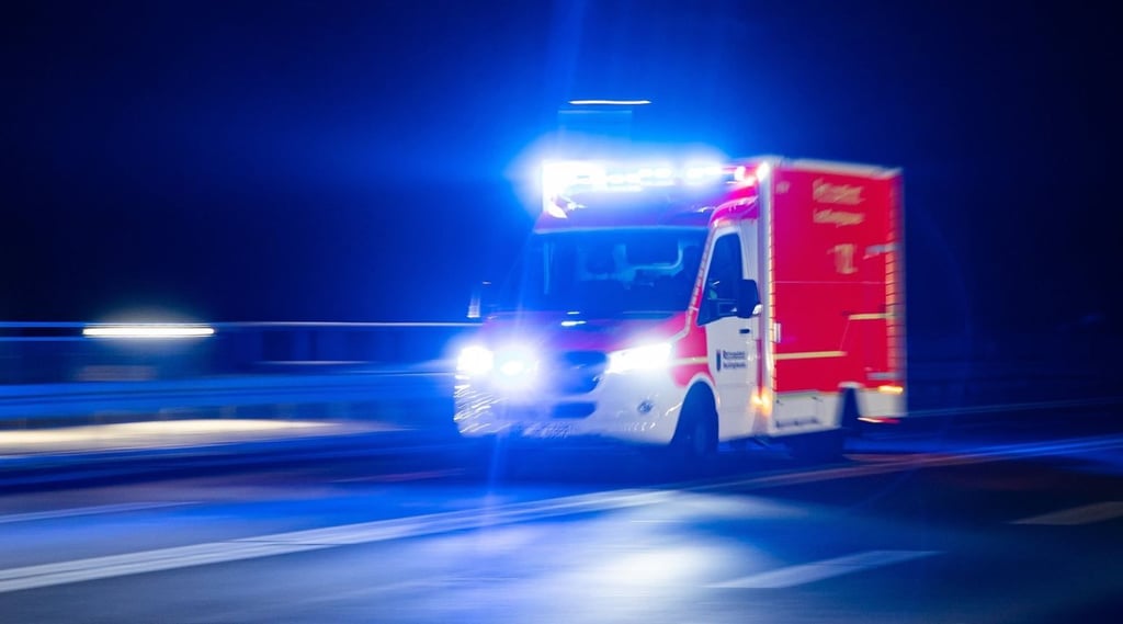 Eine Frau starb auf der K1319 zwischen Wegeleben und Emersleben im Harz.