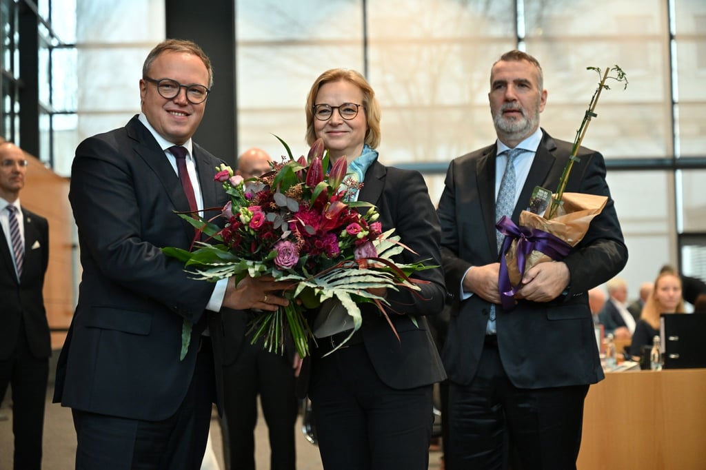 Die ersten Ministernamen der neuen Thüringer Brombeer-Koalition werden genannt