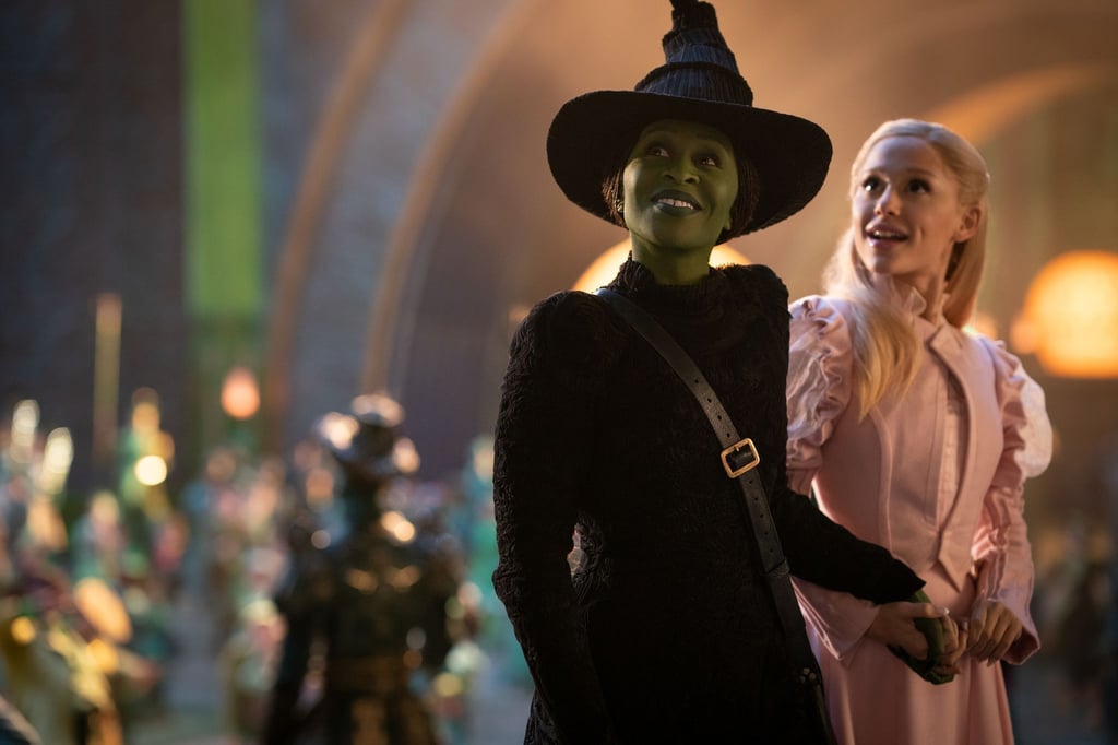 Cynthia Erivo als Elphaba und US-Popstar Ariana Grande als Glinda glänzen in „Wicked“.