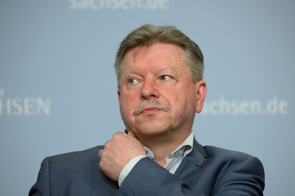 Bert Wendsche ist seit 2001 Oberbürgermeister von Radebeul (Archivbild).