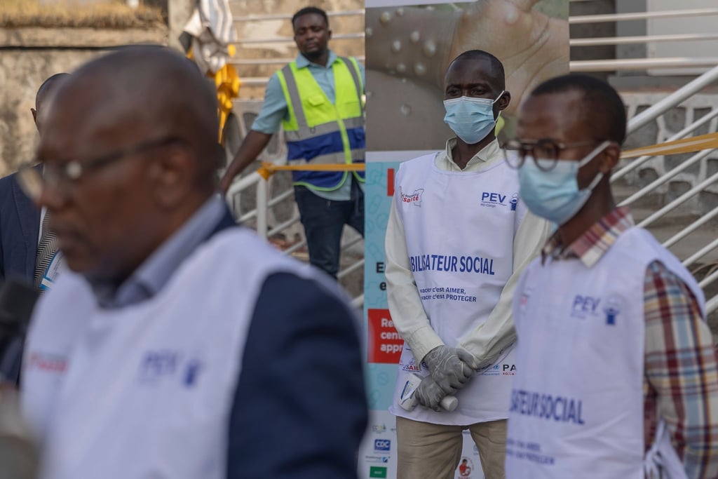 Mitarbeiter des Gesundheitswesens im Kongo haben derzeit viel zu tun, neben Mpox auch mit der ominösen „Krankheit X“.