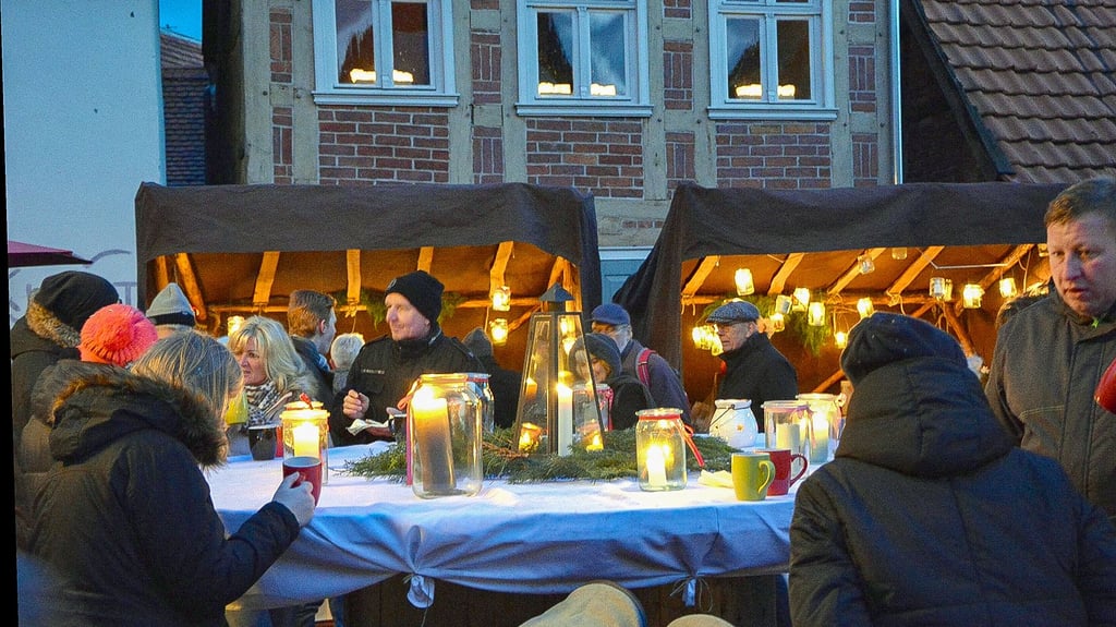 Der Biedermeier-Christmarkt besticht durch besonderes Flair.