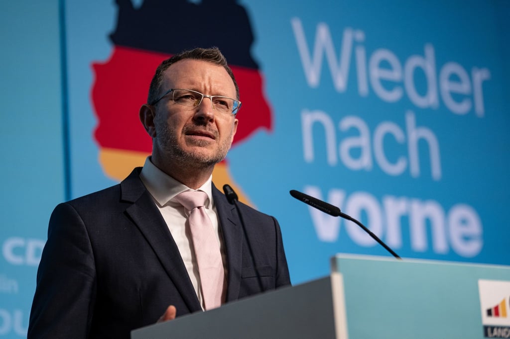 Der Bundestagsabgeordnete Jan-Marco Luczak steht auf Platz eins der Landesliste für die Bundestagswahl.