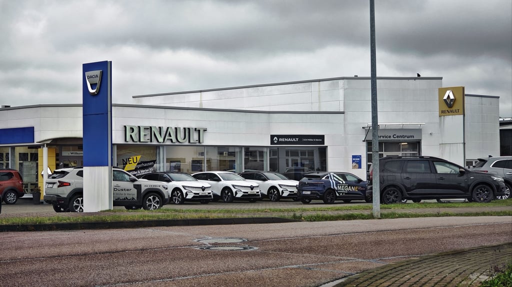 Bald Geschichte, das  Renault-Autohaus Sangerhausen in der Straße An der Stollenmühle in Sangerhausen.