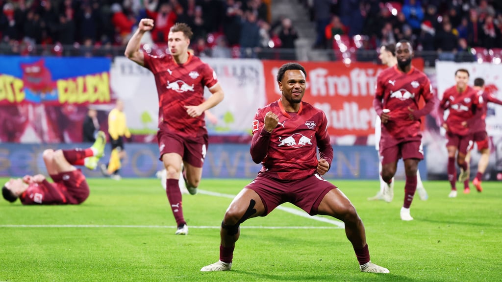 Das Bild des Spiels: Lois Openda ist mit RB Leipzig zurück.