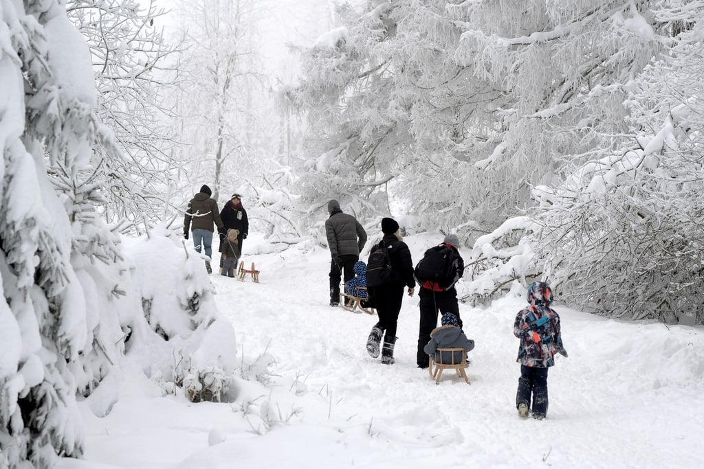 Kurzentschlossene, die über die Weihnachtstage oder Silvester verreisen wollen, haben in Niedersachsens Urlaubsregionen noch Chancen, eine Unterkunft zu finden. (Archivbild)