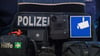 Die Polizisten im Norden Sachsen-Anhalts sind zuerst mit den Bodycams ausgestattet worden.