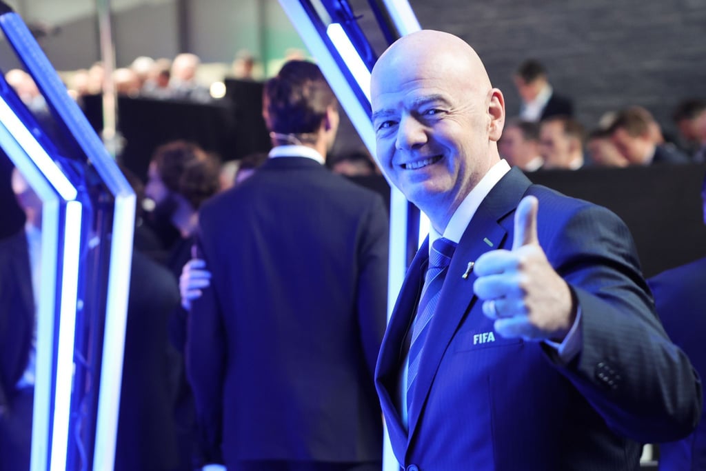 FIFA-Präsident Gianni Infantino kürt den Weltfußballer.