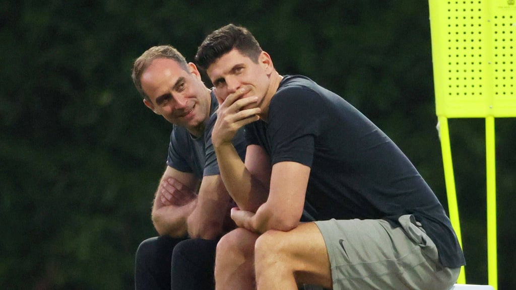 Mario Gomez (r.) und Oliver Mintzlaff sind ein eingespieltes Team.