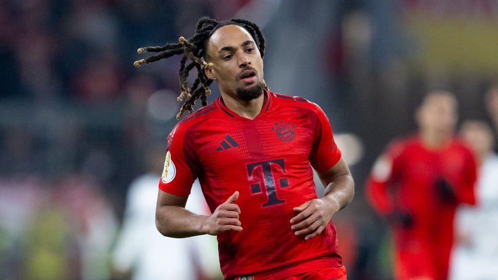 Der nächste Verletzte beim FC Bayern: Sacha Boey.