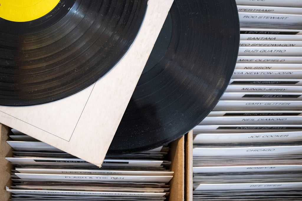 Große Namen haben für 2025 neue Platten angekündigt. (Symbolbild)