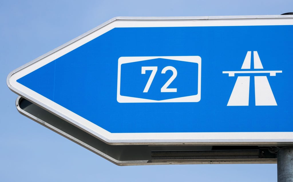 Erst am Abend wurde die Autobahn wieder für den Verkehr freigegeben. (Archivbild)