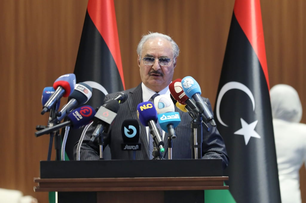 Dem ostlibyschen Machthaber Haftar käme russische Luftverteidigungssysteme sowie Angriffswaffen gelegen. (Archivbild)