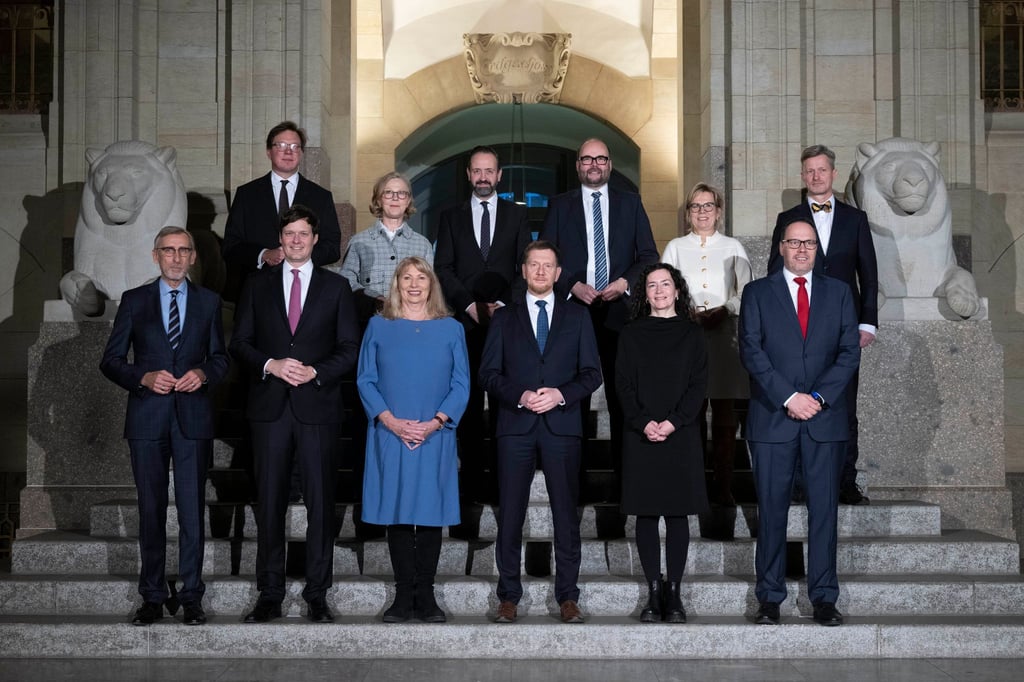 Ministerpräsident Michael Kretschmer berief die neuen Mitglieder seines Kabinetts.